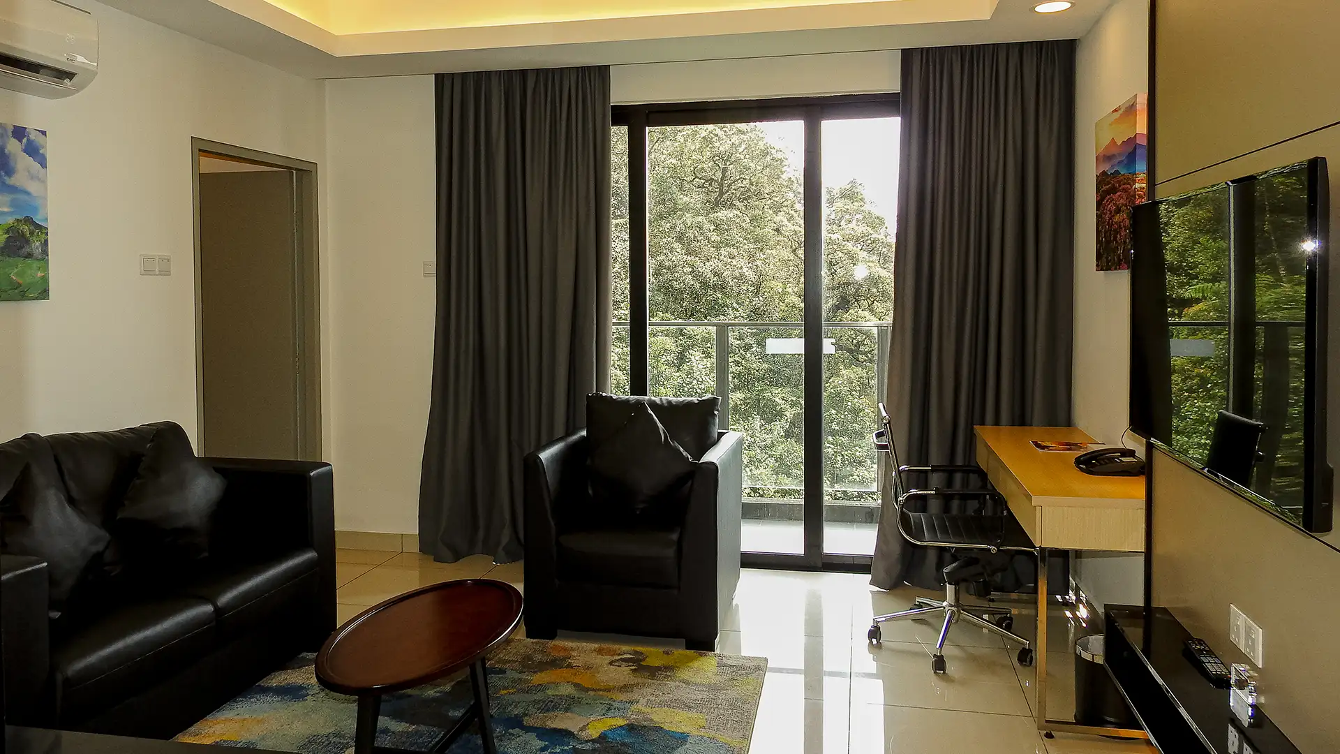 1BQS Living Room