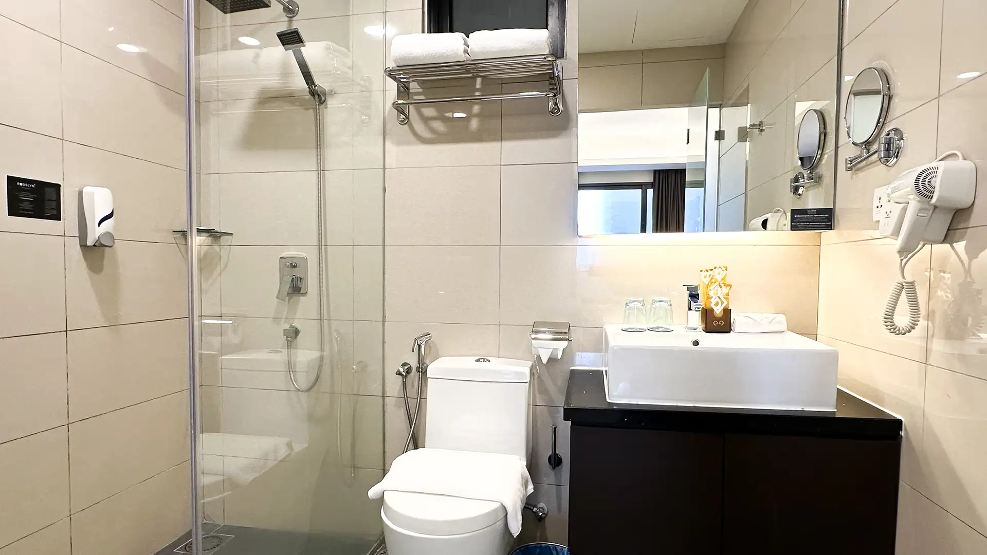 2BR Bathroom